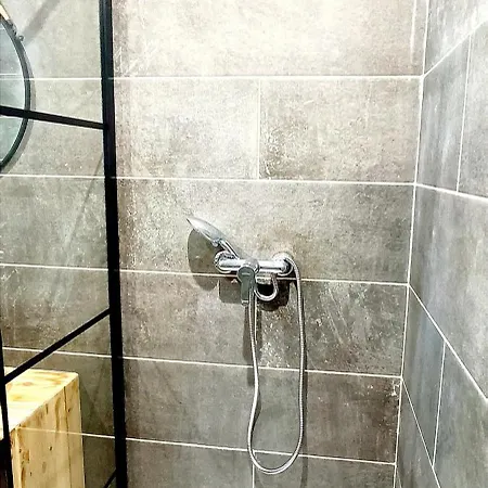 Perrutel - Entre Bastide Et Cite