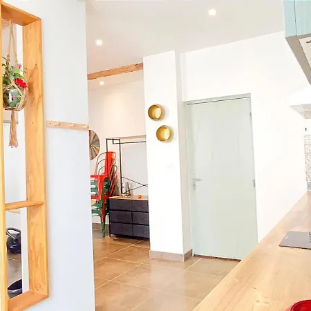 Perrutel - Entre Bastide Et Cite Apartman *