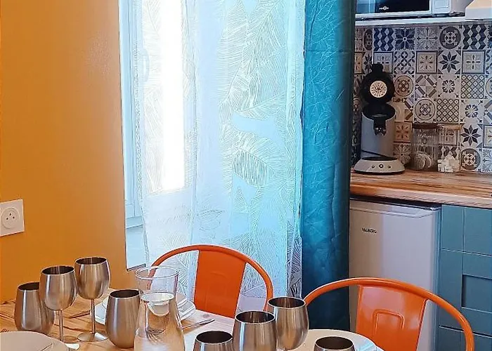 Perrutel - Entre Bastide Et Cité *