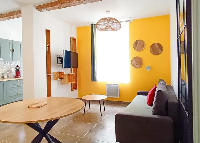 Perrutel - Entre Bastide Et Cité