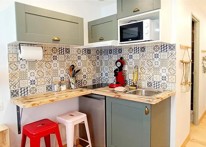 Perrutel - Entre Bastide Et Cité * Carcassonne